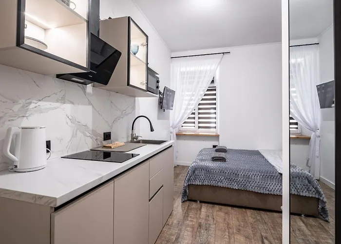 Διαμέρισμα новенька квартирка біля вокзалу та костелу вулиця війтовича 1 Λβιβ